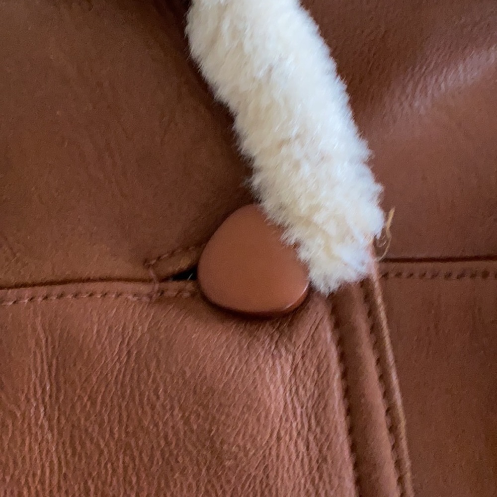 Medium/Large. - image 4